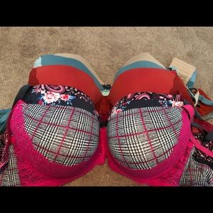 Lot of 6 bras 44DDD